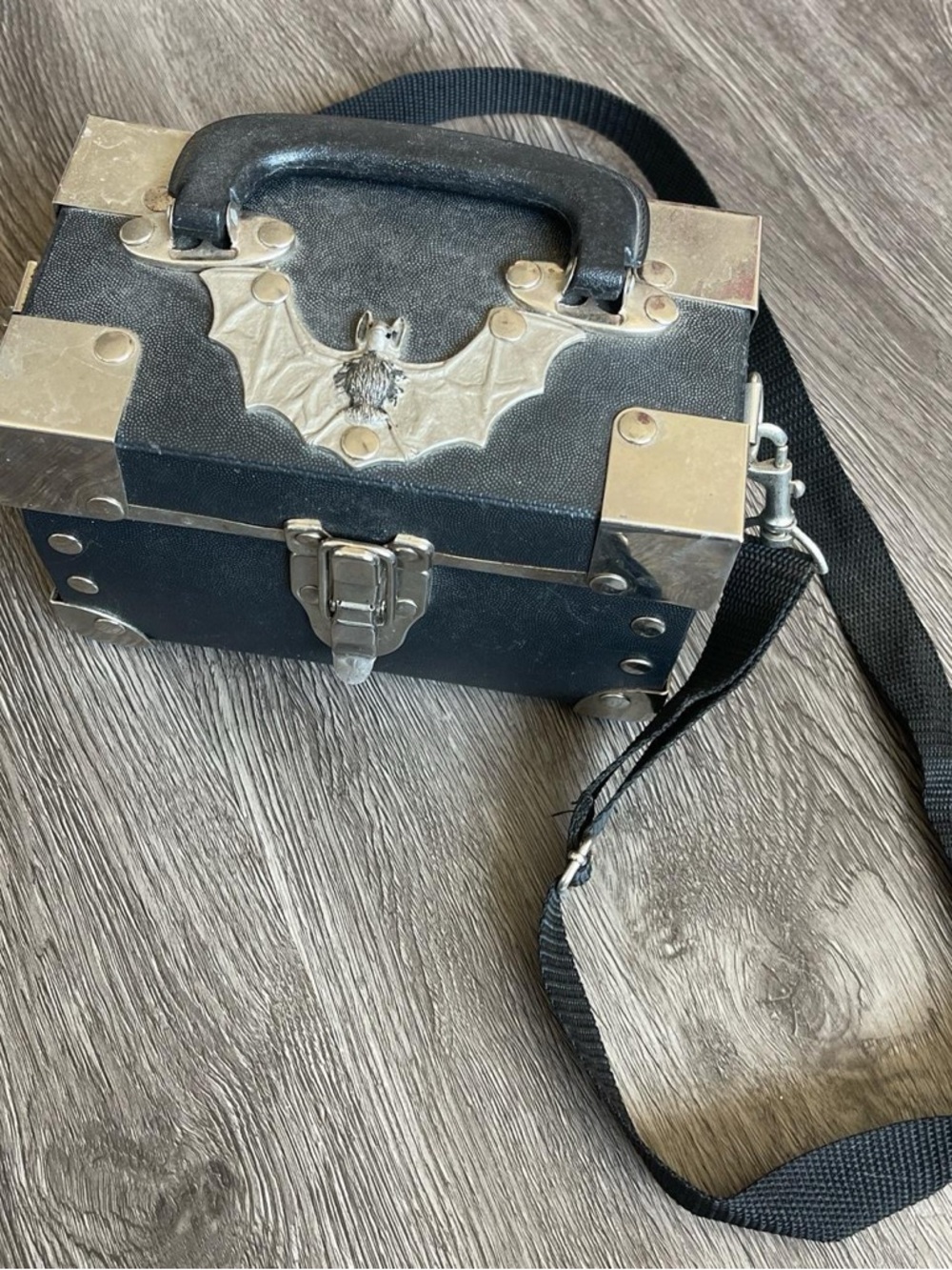 Vintage 90s Y2K alchemy Gothic coffin ⚰️ box purse